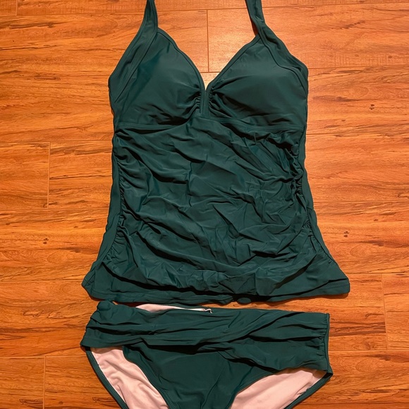 Woman’s Tankini - Picture 7 of 7